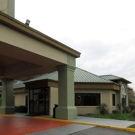 Quality Inn Harriman Екстериор снимка