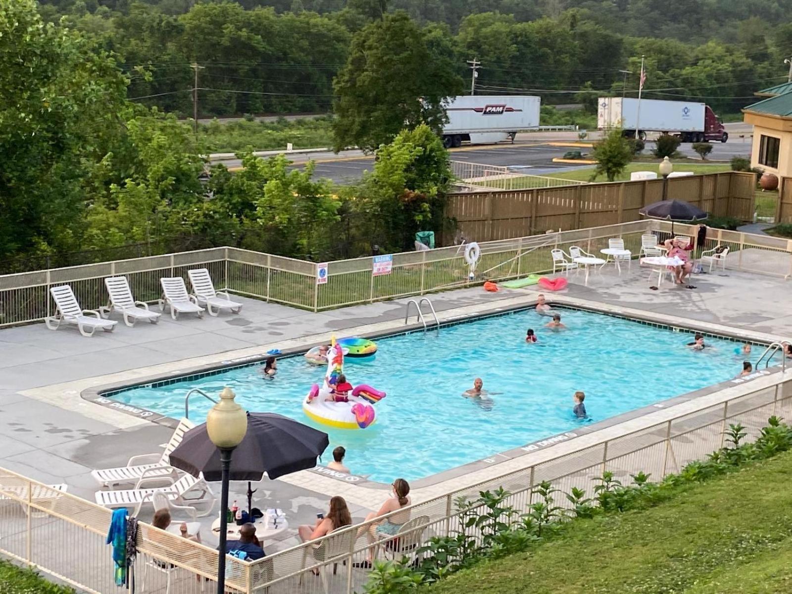 Quality Inn Harriman Екстериор снимка